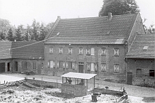 Sintherner Fronhof 1944