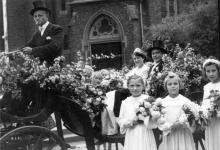 Maik&ouml;nigspaar Anfang<br>der f&uuml;nfziger Jahre in Geyen